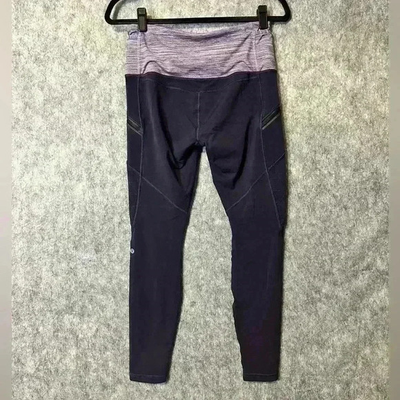 Lululemon Toasty Tech Tight II - Size 8 - Picture 4 of 7
